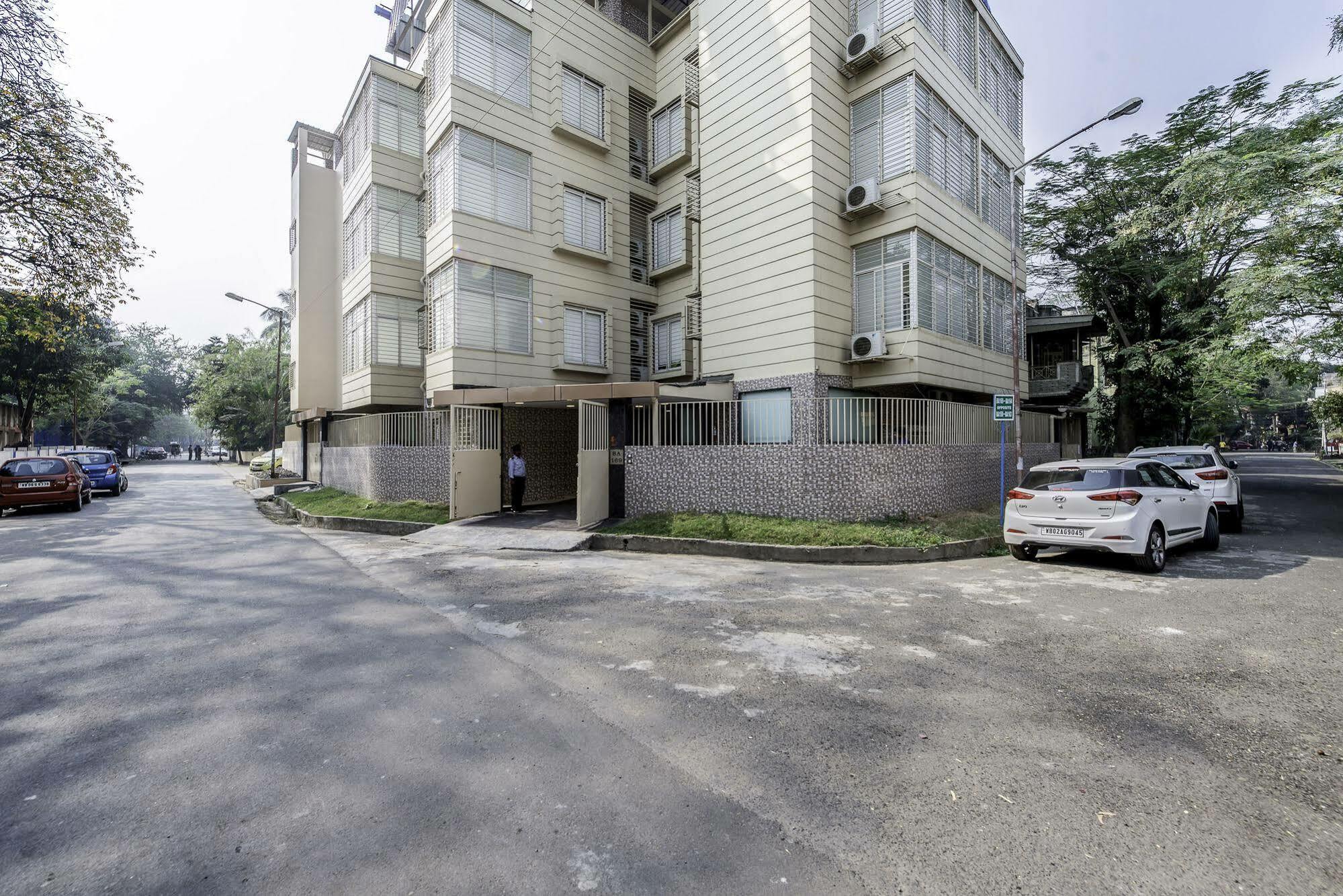 Oyo 16703 Hotel The Platinum Kolkata Ngoại thất bức ảnh